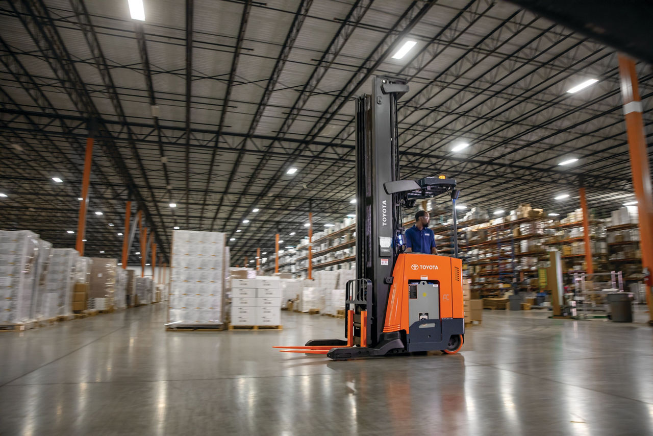 Core Electric Forklift