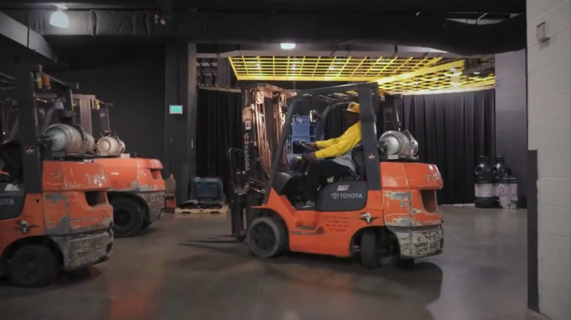 Grit-n-Grind : Toyota Forklifts et FedEx Forum