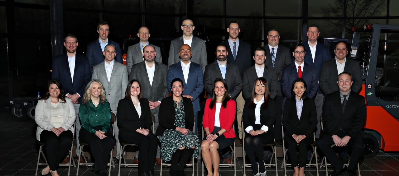 Foto de grupo de todos los participantes de Aprendizaje Acelerado para 2022